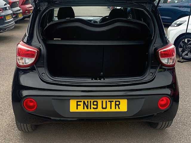 Hyundai i10 1.0 Premium 5dr