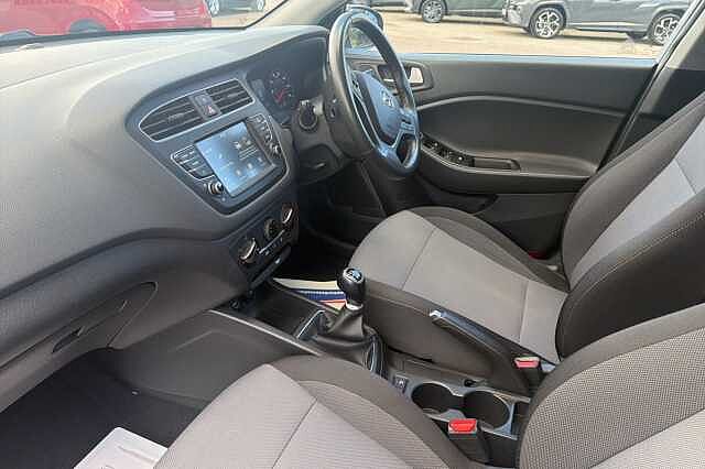 Hyundai i20 1.2 MPi SE 5dr