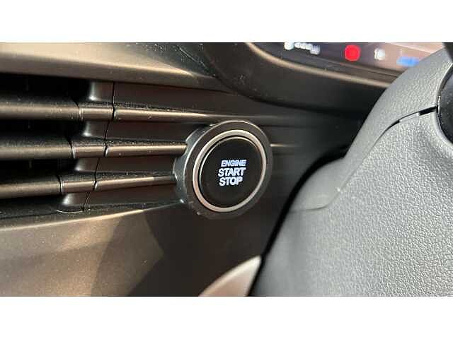 Hyundai BAYON 1.0 TGDi Ultimate 5dr DCT White