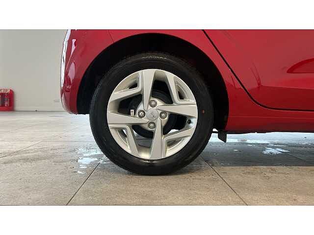 Hyundai I10 1.2 MPi SE Connect 5dr Auto Red