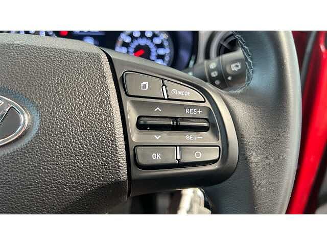 Hyundai I10 1.2 MPi SE Connect 5dr Auto Red