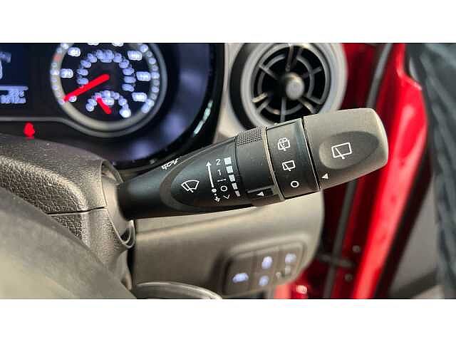 Hyundai I10 1.2 MPi SE Connect 5dr Auto Red