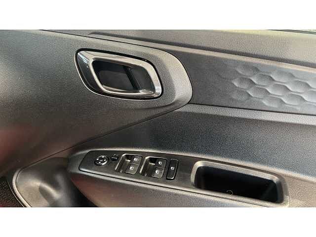 Hyundai I10 1.2 MPi SE Connect 5dr Auto Red