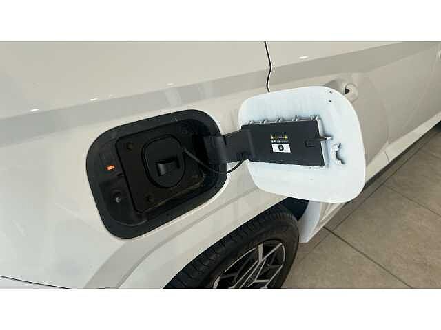Hyundai TUCSON 1.6 TGDi Plug-in Hybrid N Line 5dr 4WD Auto WHITE