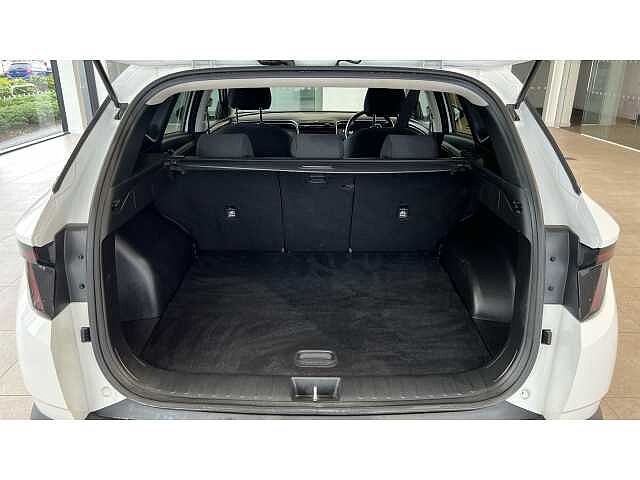 Hyundai TUCSON 1.6 TGDi Hybrid 230 SE Connect 5dr 2WD Auto WHITE