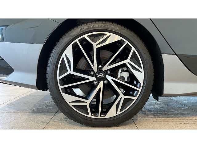 Hyundai IONIQ 6 168kW Premium 77kWh 4dr Auto Green