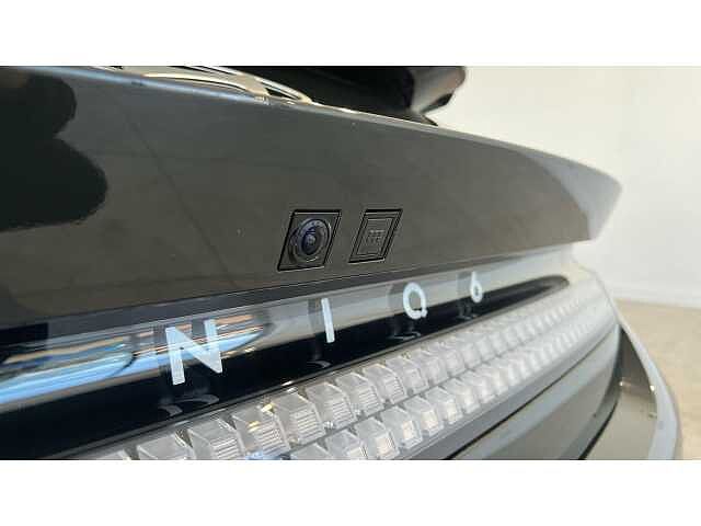 Hyundai IONIQ 6 168kW Premium 77kWh 4dr Auto Green