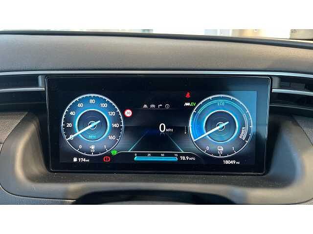 Hyundai TUCSON 1.6 TGDi Plug-in Hybrid Ultimate 5dr 4WD Auto WHITE