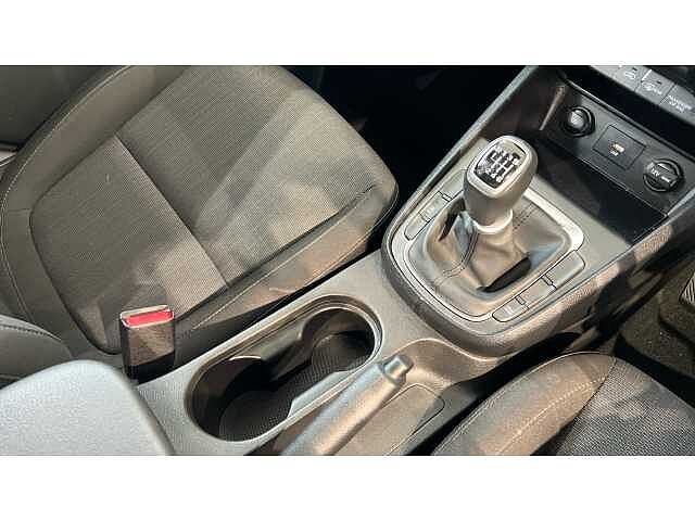 Hyundai KONA 1.0 TGDi 48V MHEV SE Connect 5dr BLACK