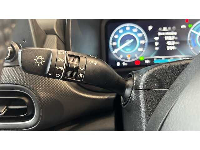 Hyundai KONA 1.6 GDi Hybrid SE Connect 5dr DCT Blue