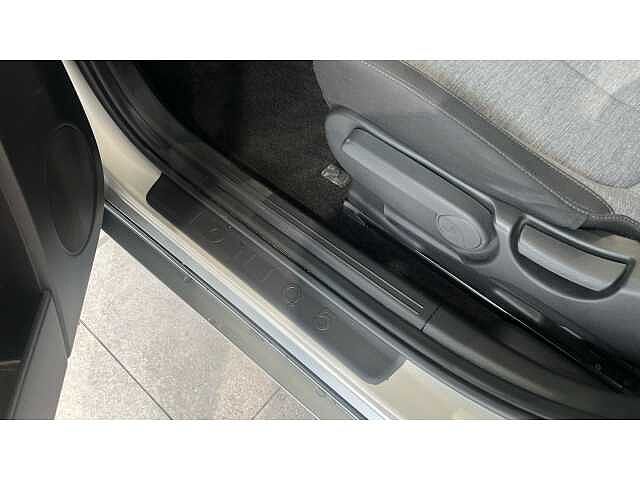 Hyundai IONIQ 5 160kW Premium 73 kWh 5dr Auto Gold