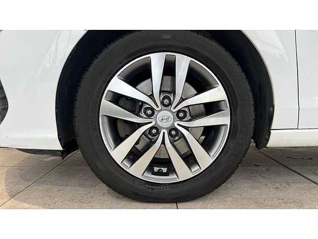 Hyundai I30 1.0T GDI SE Nav 5dr White