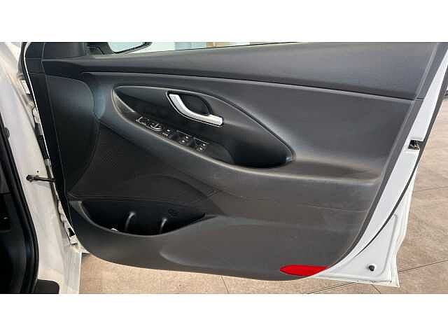 Hyundai I30 1.0T GDI SE Nav 5dr White