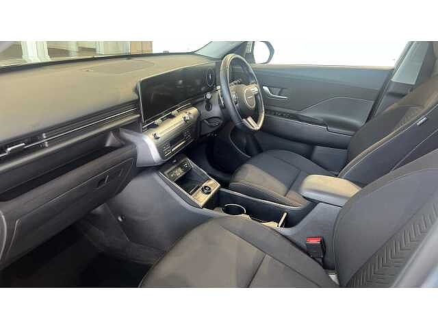 Hyundai KONA 160kW Advance 65kWh 5dr Auto SILVER