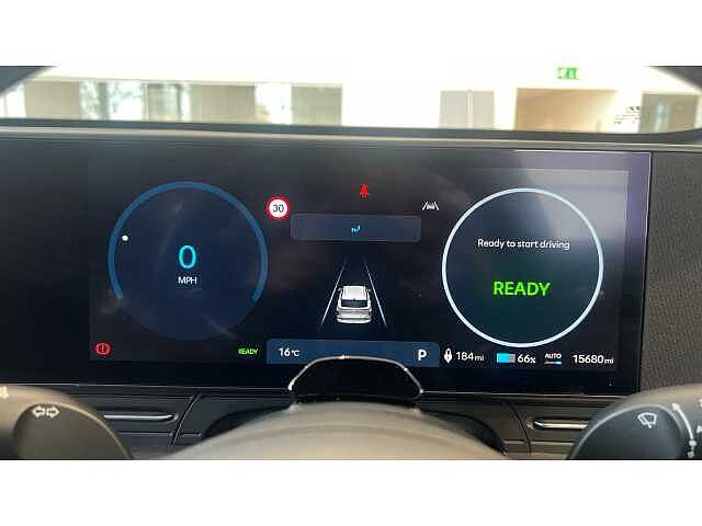 Hyundai KONA 160kW Advance 65kWh 5dr Auto SILVER