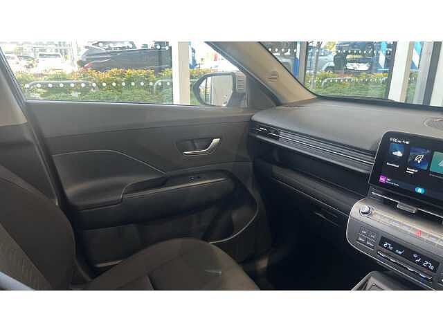 Hyundai KONA 160kW Advance 65kWh 5dr Auto SILVER