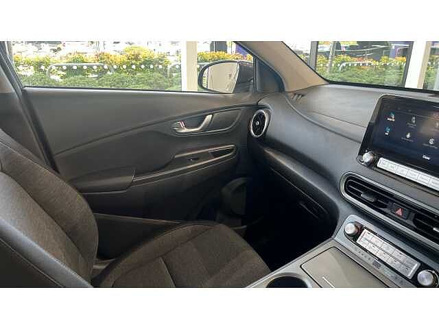 Hyundai KONA 100kW SE Connect 39kWh 5dr Auto Grey
