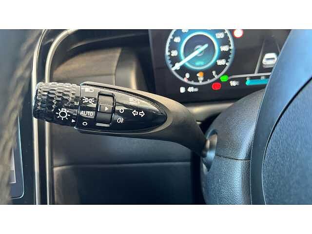 Hyundai TUCSON 1.6 TGDi Hybrid 230 SE Connect 5dr 2WD Auto Black