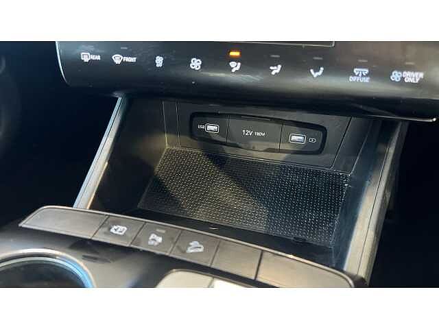 Hyundai TUCSON 1.6 TGDi Hybrid 230 SE Connect 5dr 2WD Auto Black