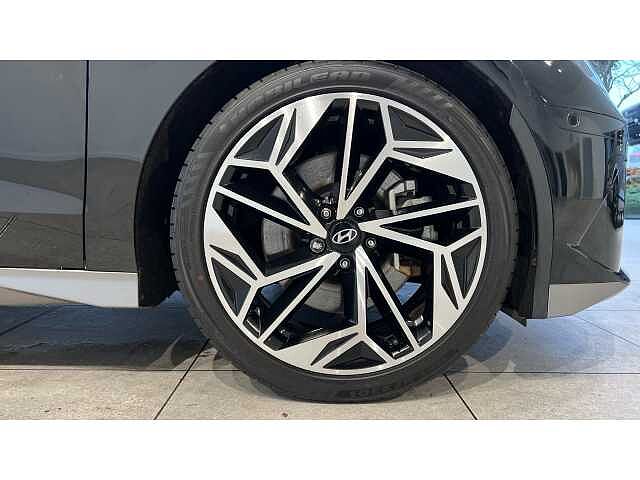 Hyundai Ioniq 6 IONIQ 6 168kW Ultimate 77kWh 4dr Auto