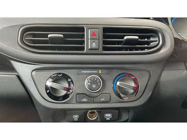 Hyundai I10 HYUNDAI I10 1.0 [58] Advance 5dr Auto [Nav] Vibrant Blue