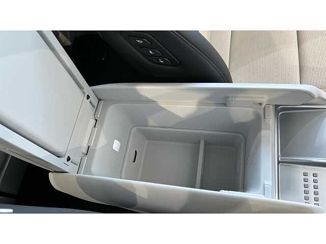 Hyundai Ioniq 9 IONIQ 9 226kW Ultimate 110kWh 5dr AWD Auto