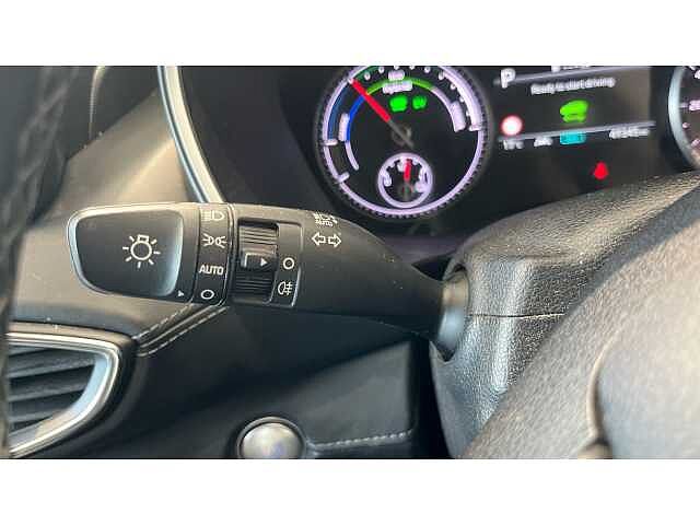 Hyundai Santa Fe SANTA FE 1.6 TGDi Hybrid Premium 5dr Auto