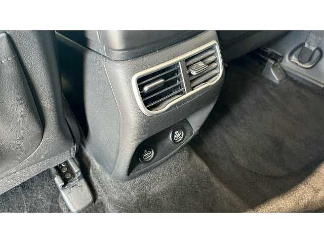 Hyundai Santa Fe SANTA FE 1.6 TGDi Hybrid Premium 5dr Auto