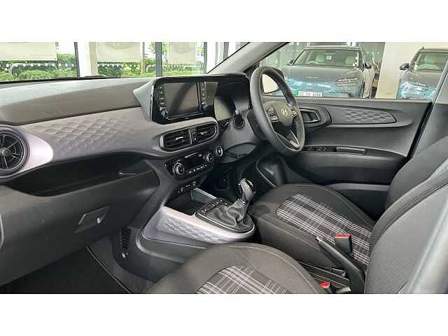 Hyundai I10 i10 5Dr HAT 1.2 MPi 79ps Premium NAV AU Meta Blue
