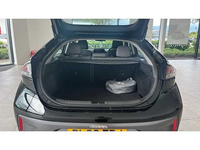 Hyundai Ioniq IONIQ 100kW Premium 38kWh 5dr Auto