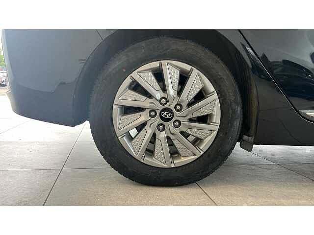 Hyundai Ioniq IONIQ 100kW Premium 38kWh 5dr Auto