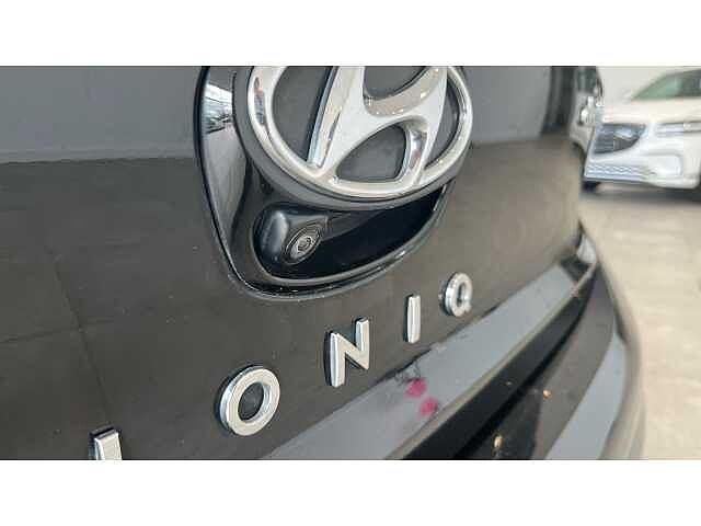 Hyundai Ioniq IONIQ 100kW Premium 38kWh 5dr Auto