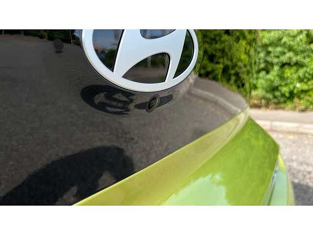 Hyundai BAYON Bayon HAT 1.0 T-gdi 90PS Tech Line DCT Lucid Lime
