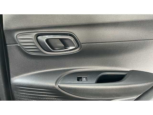 Hyundai BAYON Bayon HAT 1.0 T-gdi 90PS Tech Line DCT Lucid Lime