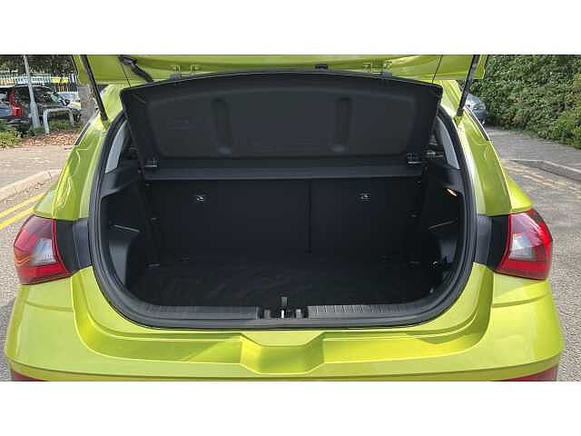 Hyundai I20 i20 5Dr HAT 1.0 T-gdi 90ps Tech Line DCT Lucid Lime