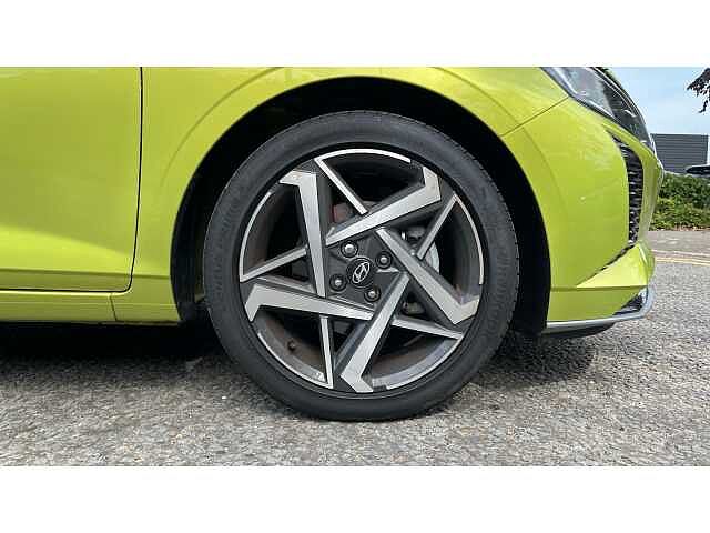 Hyundai I20 i20 5Dr HAT 1.0 T-gdi 90ps Tech Line DCT Lucid Lime