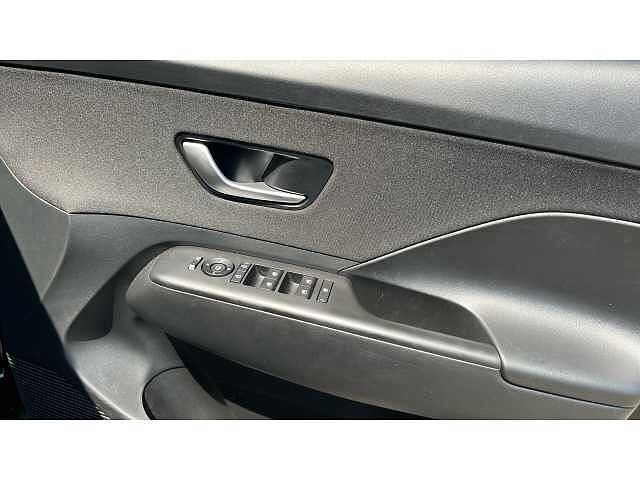 Hyundai KONA KONA 1.6 GDi Hybrid Advance 5dr DCT Black