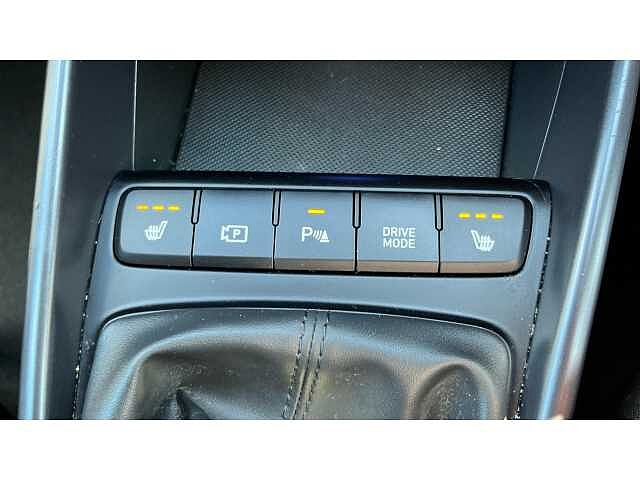 Hyundai I20 I20 1.0T GDi Premium 5dr GREEN