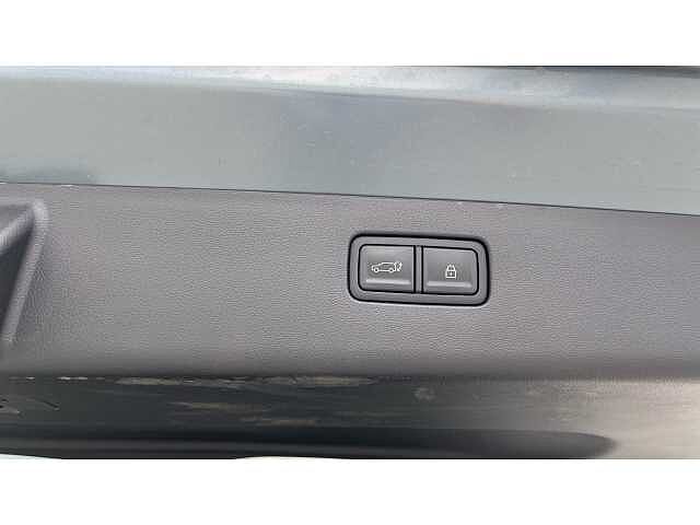 Hyundai Ioniq 9 IONIQ 9 226kW Ultimate 110kWh 5dr AWD Auto