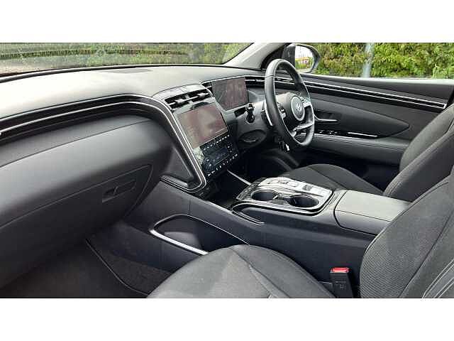 Hyundai TUCSON TUCSON 1.6 TGDi Hybrid 230 SE Connect 5dr 2WD Auto RED