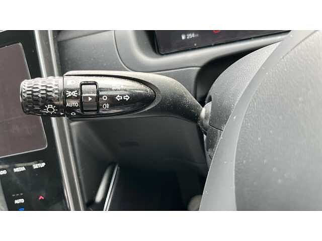 Hyundai TUCSON TUCSON 1.6 TGDi Hybrid 230 SE Connect 5dr 2WD Auto RED