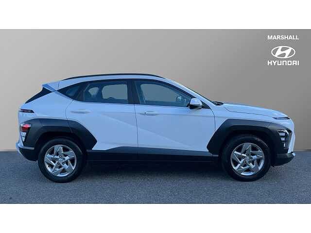 Hyundai KONA KONA 1.6T 138 Advance 5dr Serenity White