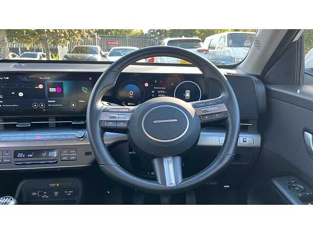 Hyundai KONA KONA 1.6T 138 Advance 5dr Serenity White