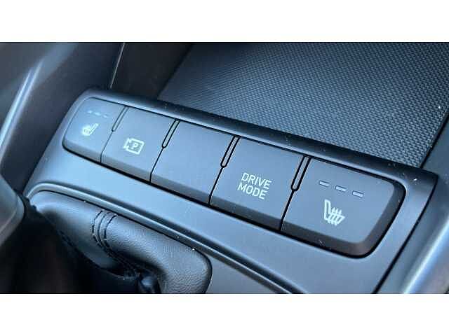 Hyundai I20 I20 1.0T GDi 90 Black Line 5dr DCT Lucid Lime