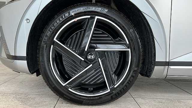 Hyundai IONIQ 5 239kW Ultimate 77 kWh 5dr AWD Auto [Tech] Gravity Gold