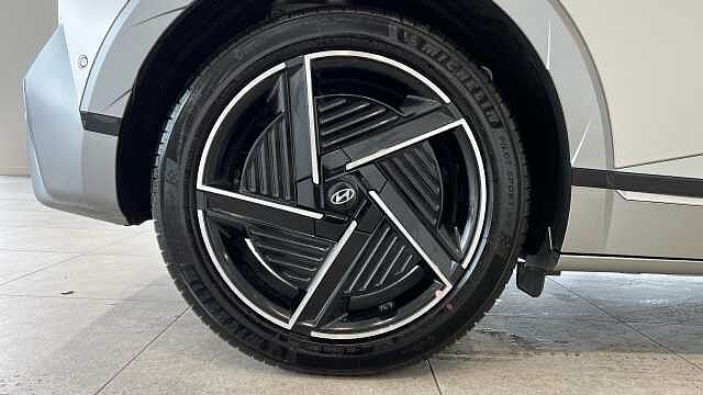 Hyundai IONIQ 5 239kW Ultimate 77 kWh 5dr AWD Auto [Tech] Gravity Gold