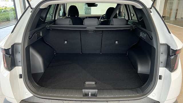 Hyundai TUCSON 1.6T Hybrid Advance 5dr Auto Atlas White