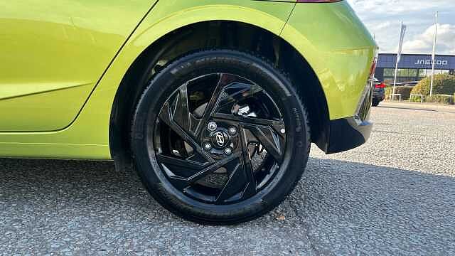 Hyundai I20 I20 1.0T GDi 90 Black Line 5dr Lucid Lime