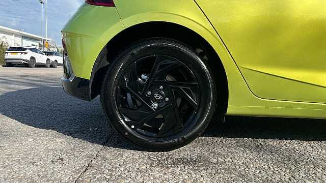 Hyundai I20 I20 1.0T GDi 90 Black Line 5dr Lucid Lime