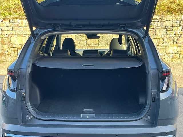 Hyundai TUCSON 1.6T Plug-in Hybrid Premium 5dr Auto Grey